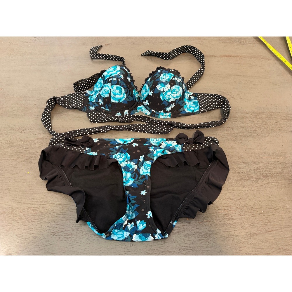 Hot Topic Floral Polka Dot Bikini Set Blue Roses Ruffle Wrap Top L Bottoms M